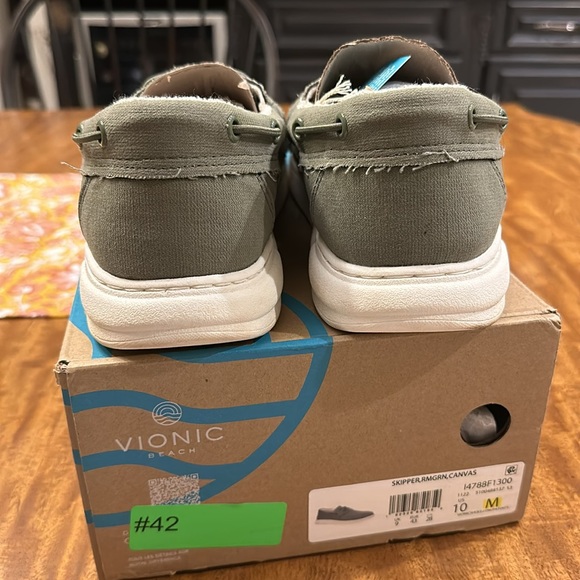 VIONIC men’s Beach Skipper Boat Shoes - Picture 7 of 16